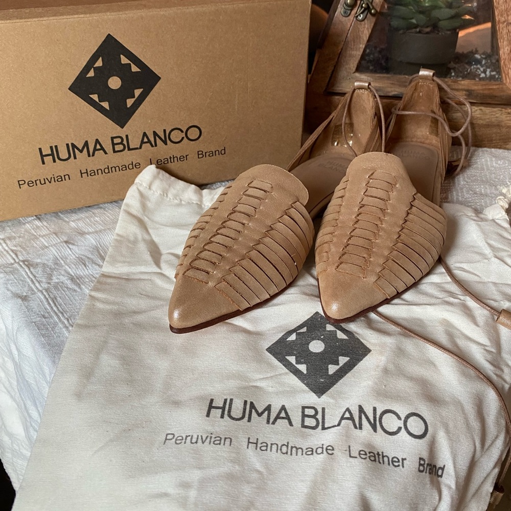 Lovely Huma Blanco Handmade Leather Flats